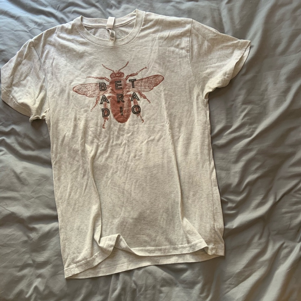 ✨3/$20✨ Beta Radio Tee